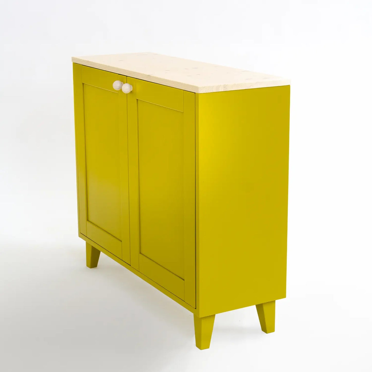 Compact houten lowboard | Lundia Basics | Mustard green & Vanilla