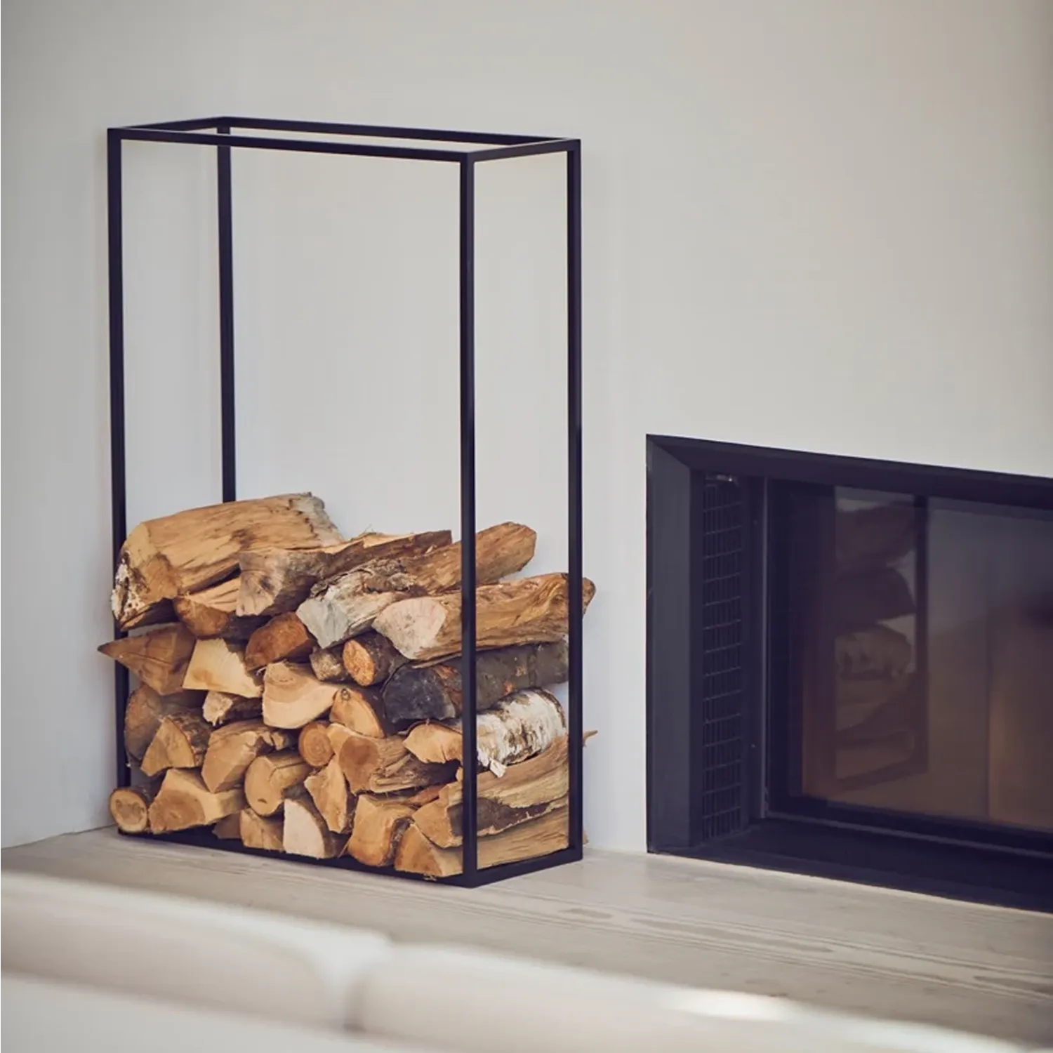 Holzmaxx Kaminholzregal | Jan Kurtz | Lundia Living