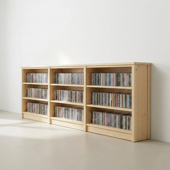 Niedriger CD-/DVD-Schrank | Lundia Original | Klar lackiertes Holz, sfeerbeeld vooraanzicht