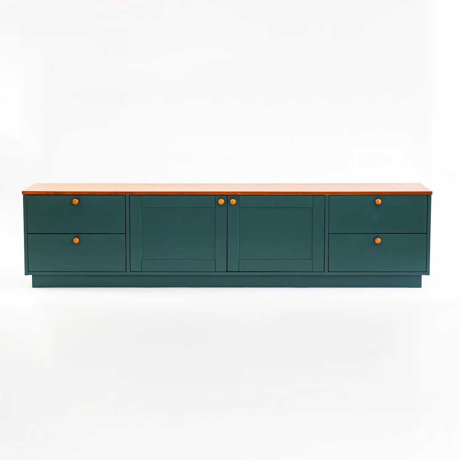 Massief houten lowboard | Lundia Basics | Dennengroen & Arrosto