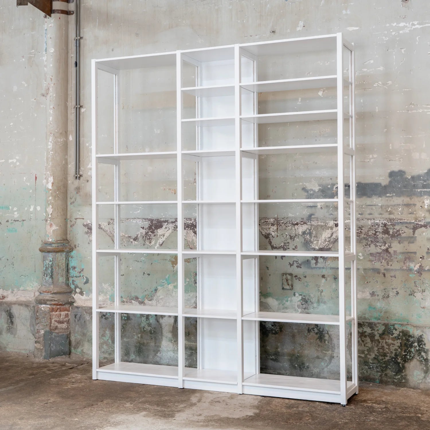 Wandschrank | Lundia Original | Signalweiß Massivholz dreiteiliges System, Seitenansicht